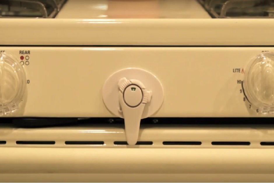 kindersichere küche herdabsicherung